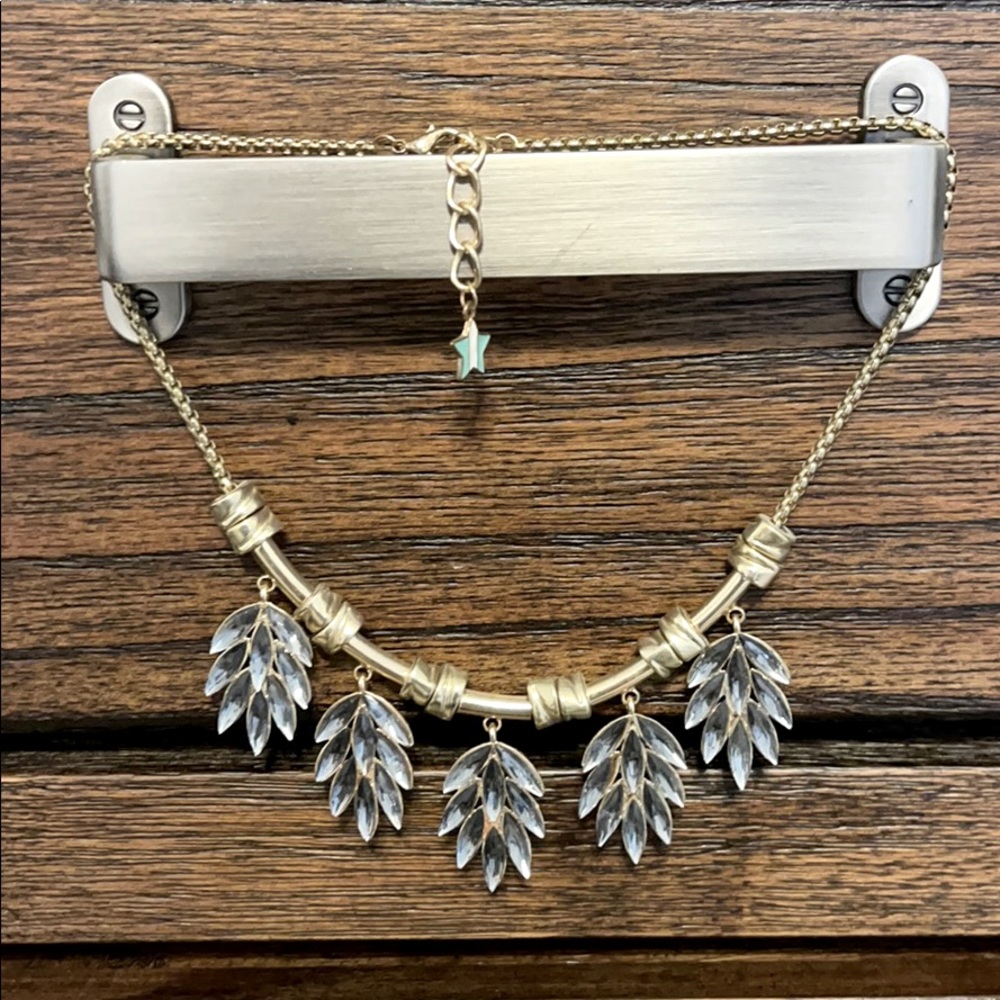 Gold chain fashion necklace